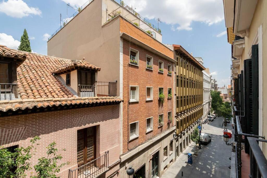 Flat In Barrio De Las Letras / Cervantes20 Madrid Exterior photo